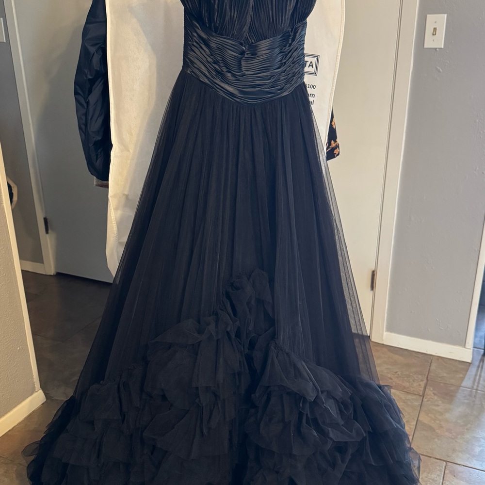 Elegant Black Evening Gown